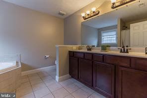 1679 Sapphire Court photo 5