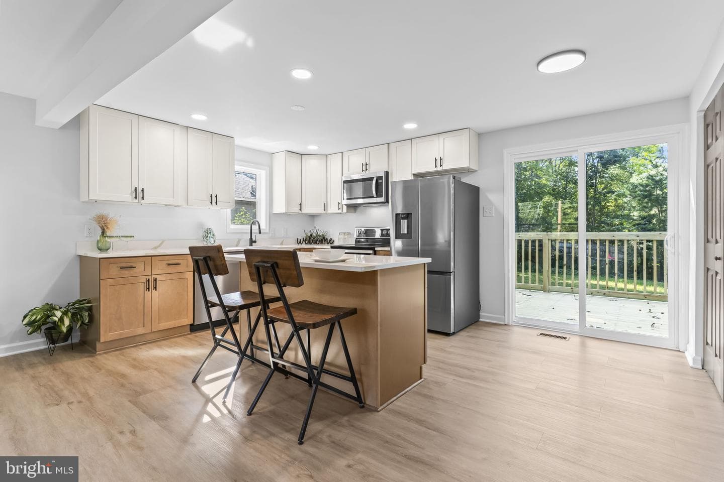 425 Rodeo Road photo 10