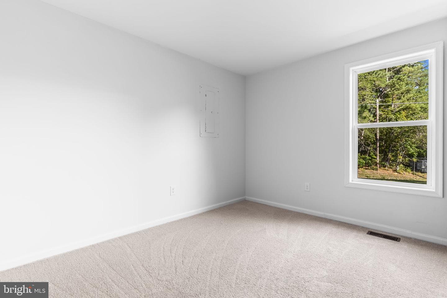425 Rodeo Road photo 23