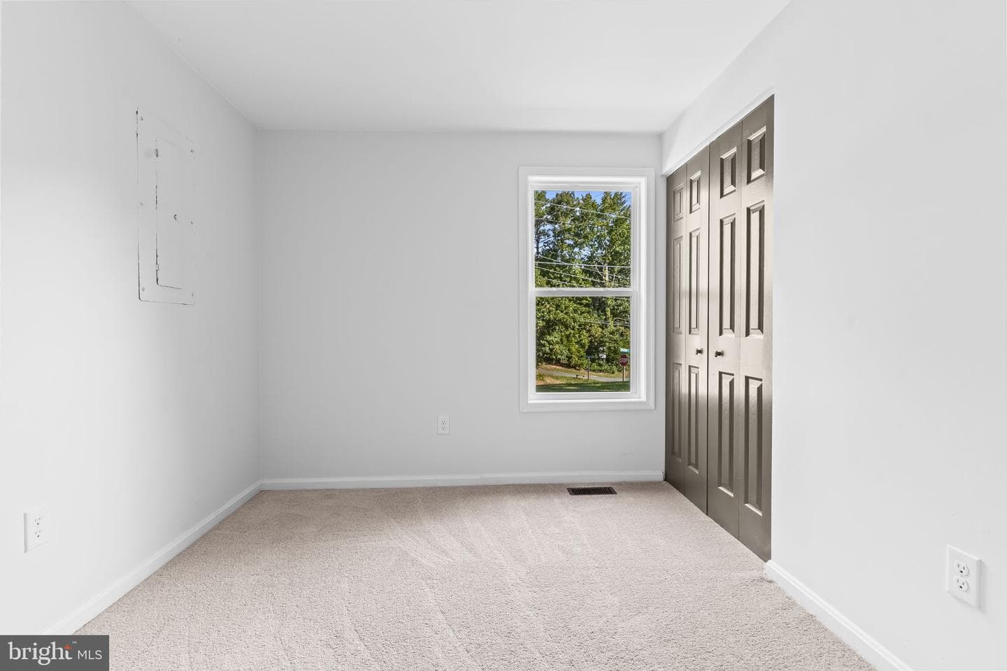 425 Rodeo Road photo 25