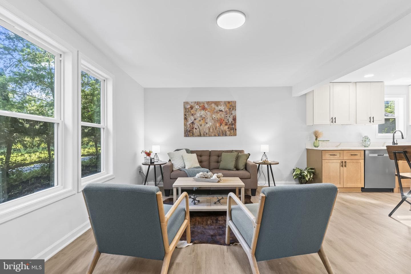 425 Rodeo Road photo 6