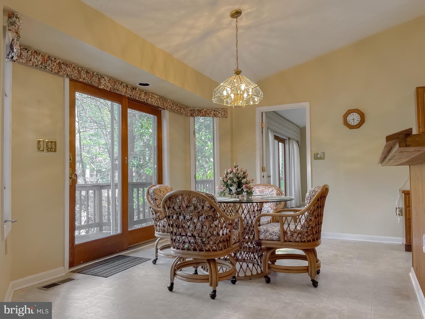 288 Elkins Lane photo 31