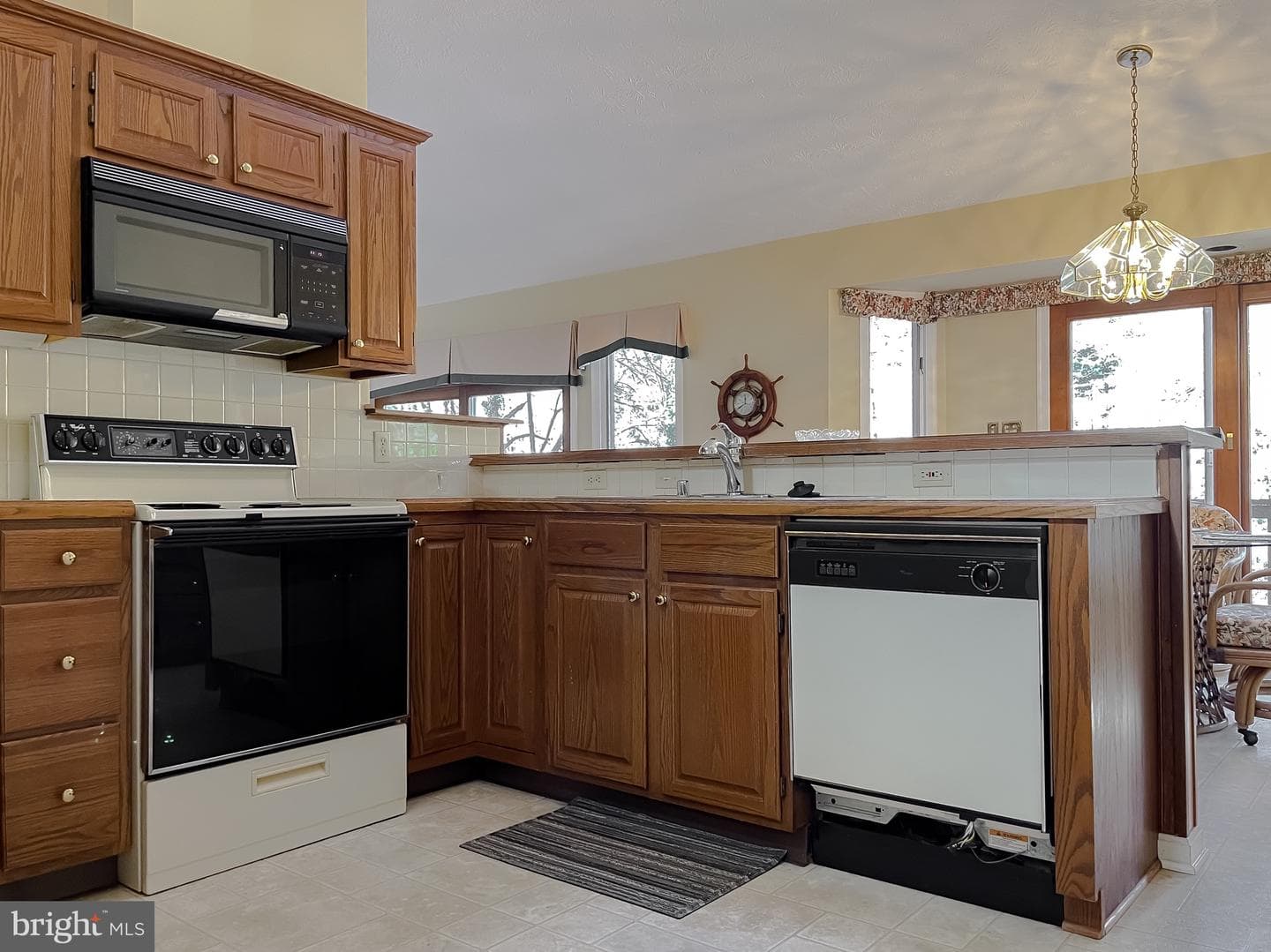 288 Elkins Lane photo 36
