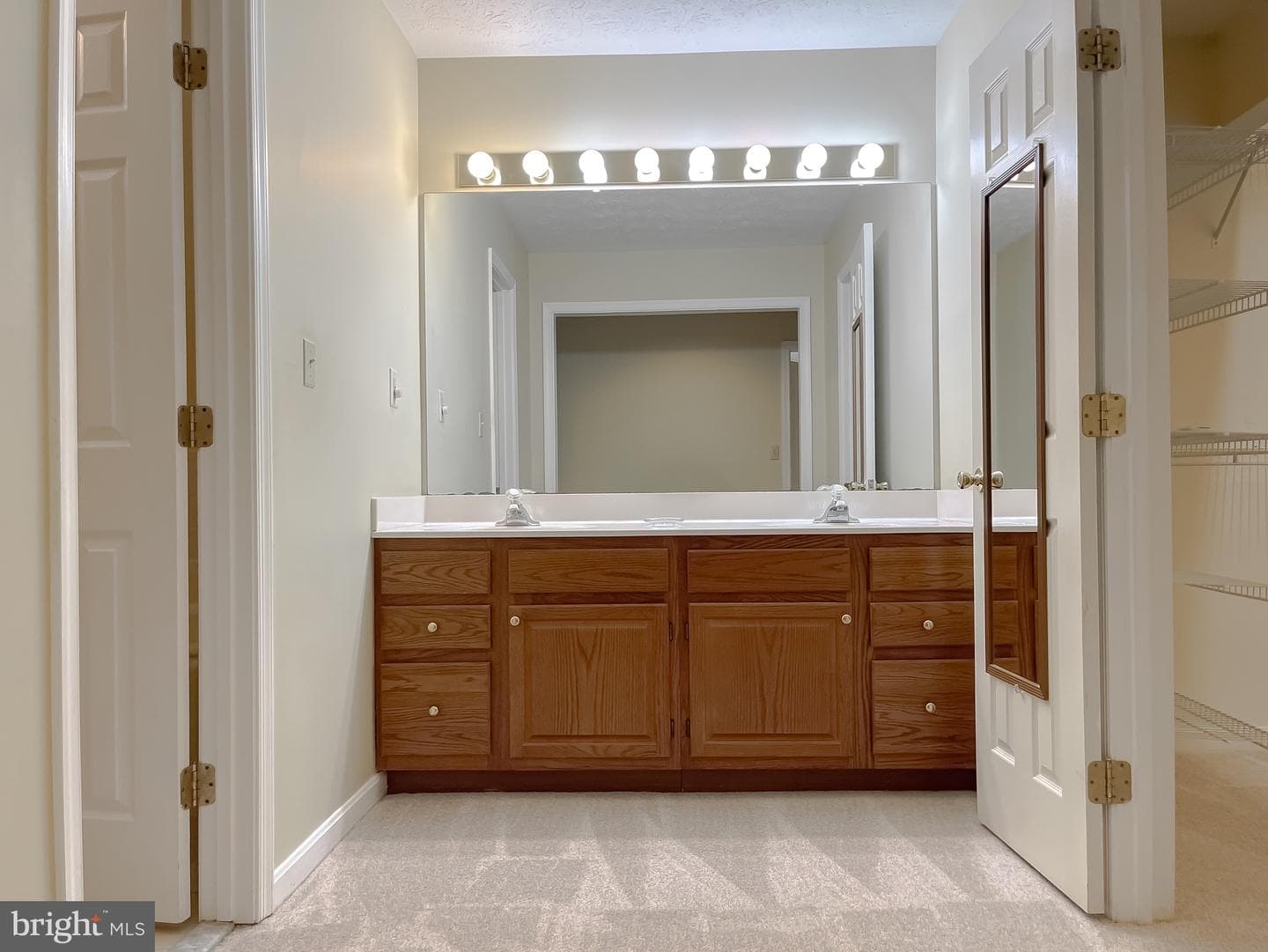 288 Elkins Lane photo 44