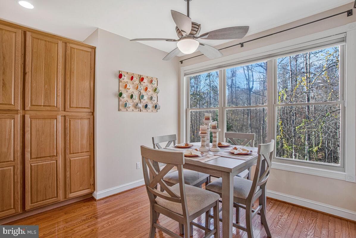 220 Sandhill Court photo 14