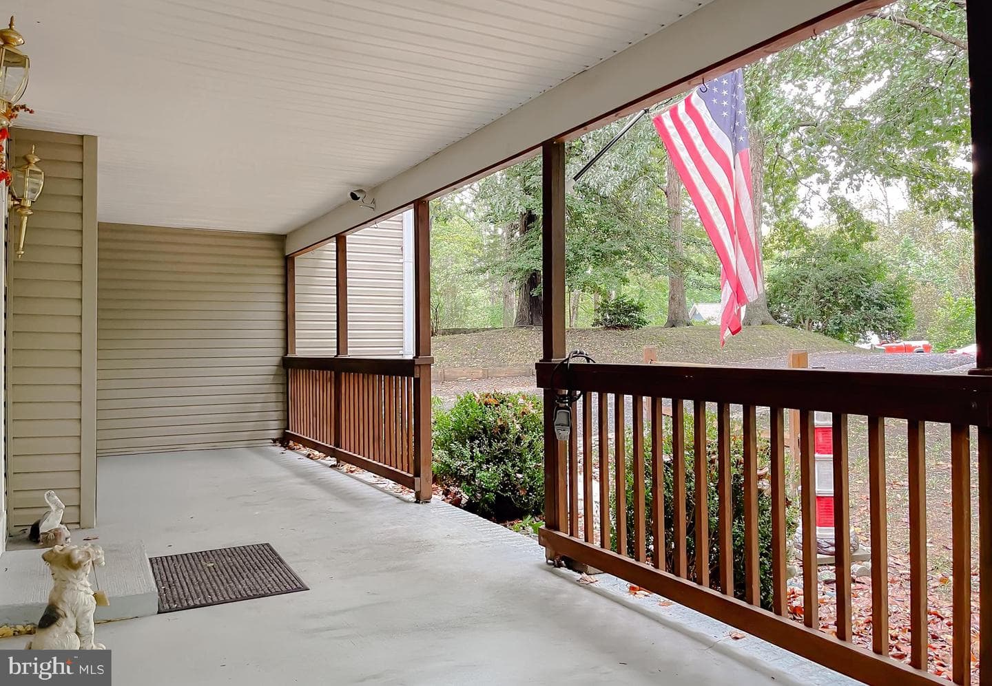 5862 Magnolia Circle photo 3