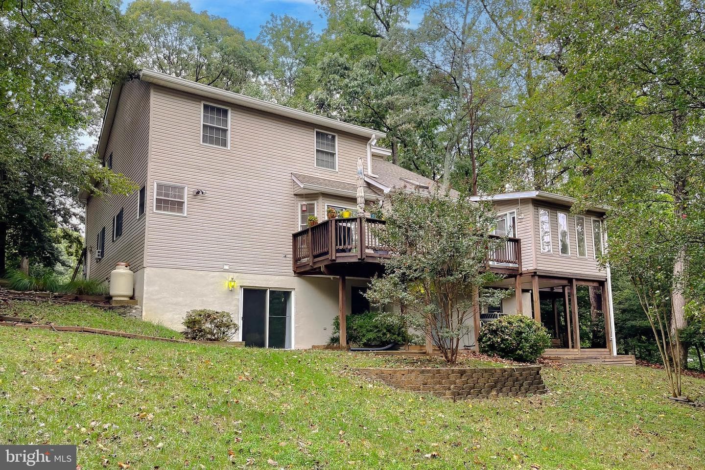 5862 Magnolia Circle photo 7