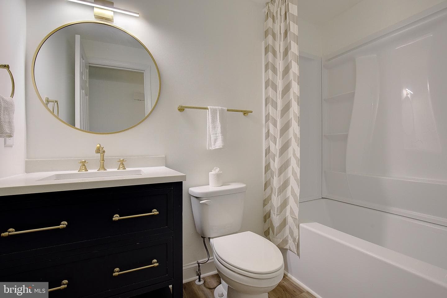 3402 Hillside Place photo 10