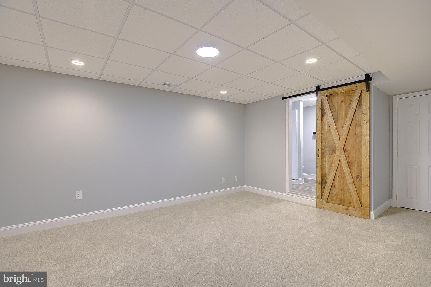 3402 Hillside Place photo 13