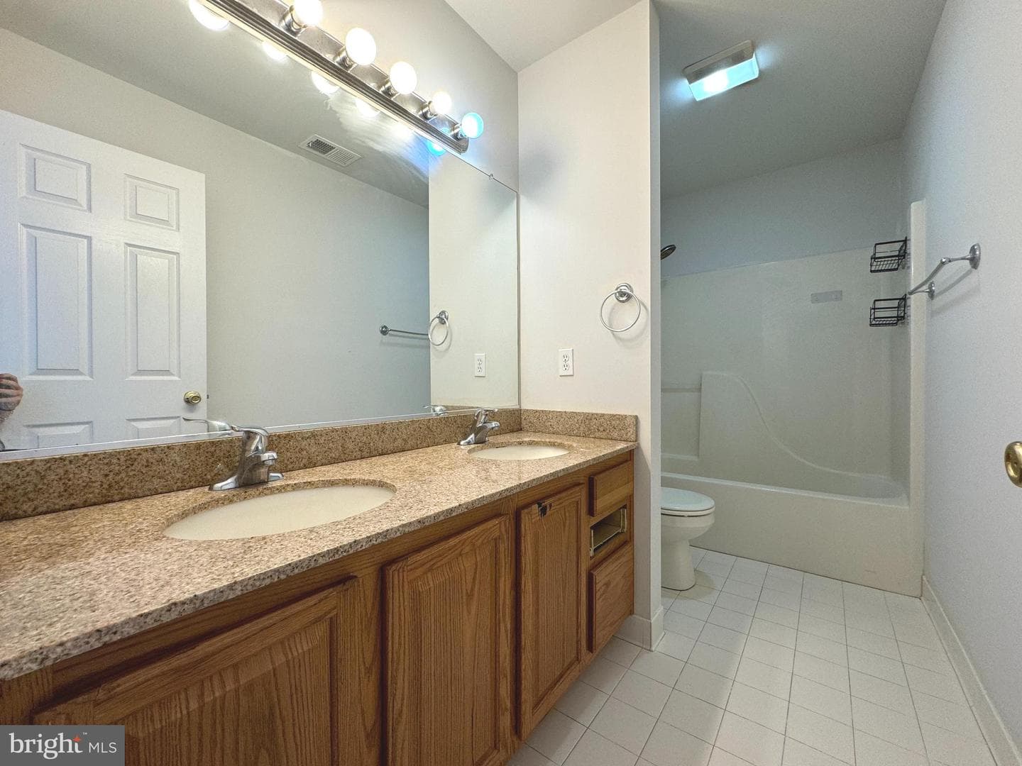 3902 Bayview Drive photo 29