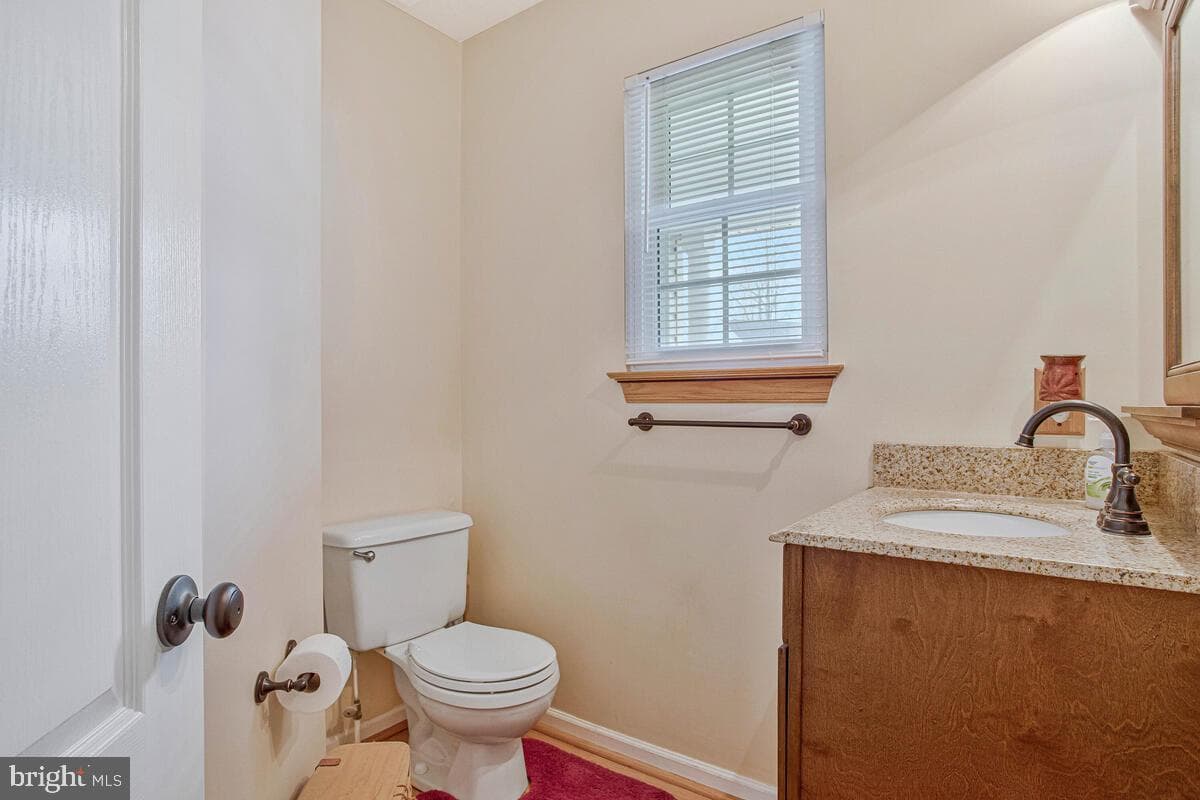 2425 Woodland Court photo 17