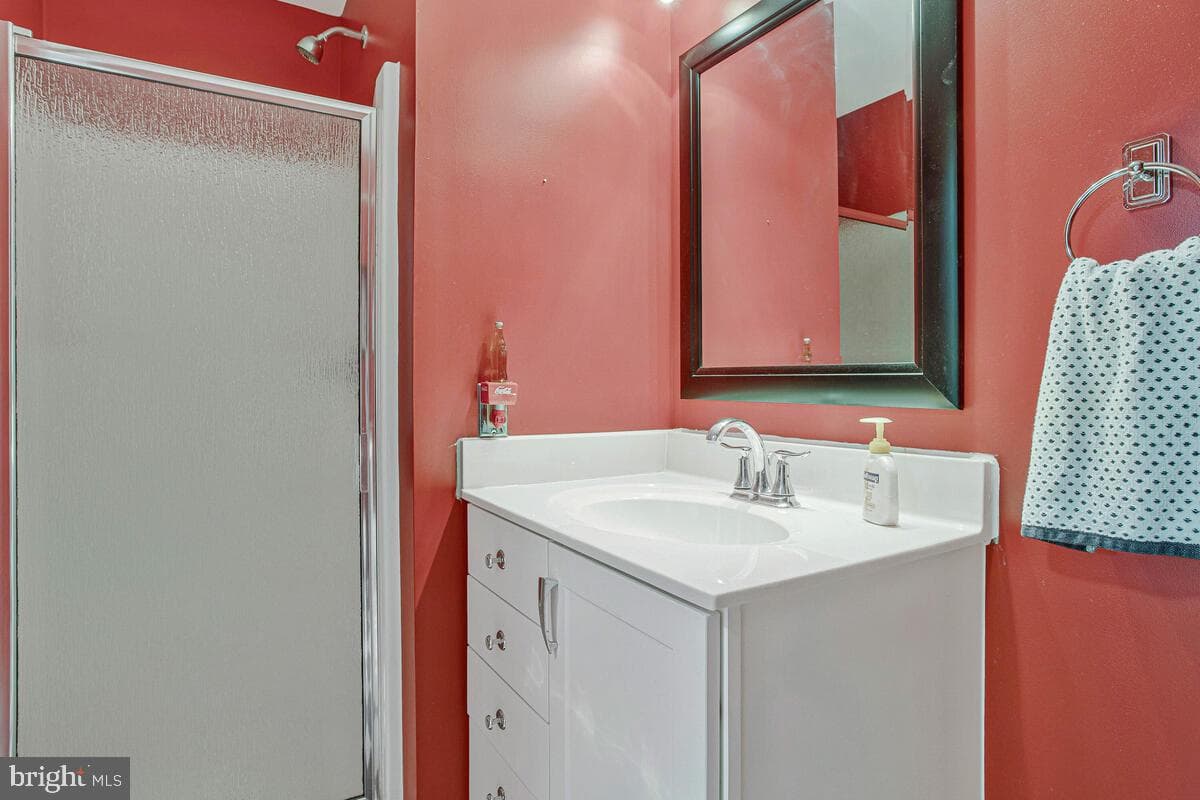 2425 Woodland Court photo 28