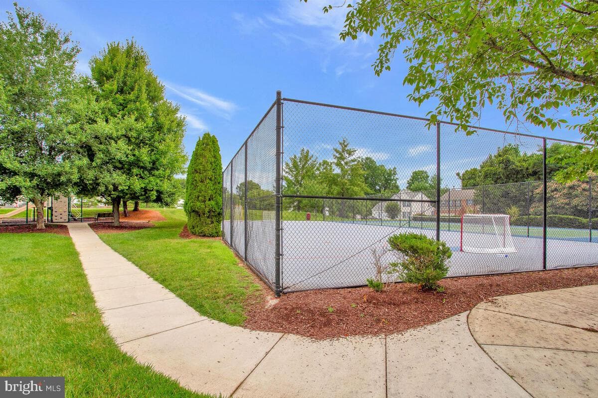2425 Woodland Court photo 45