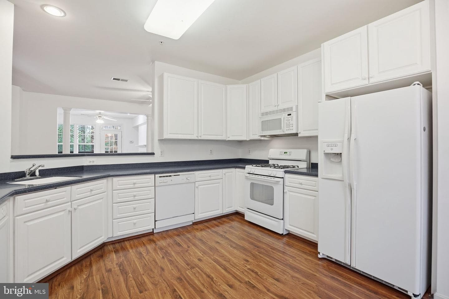 1003 Leeward Way #1003 photo 10