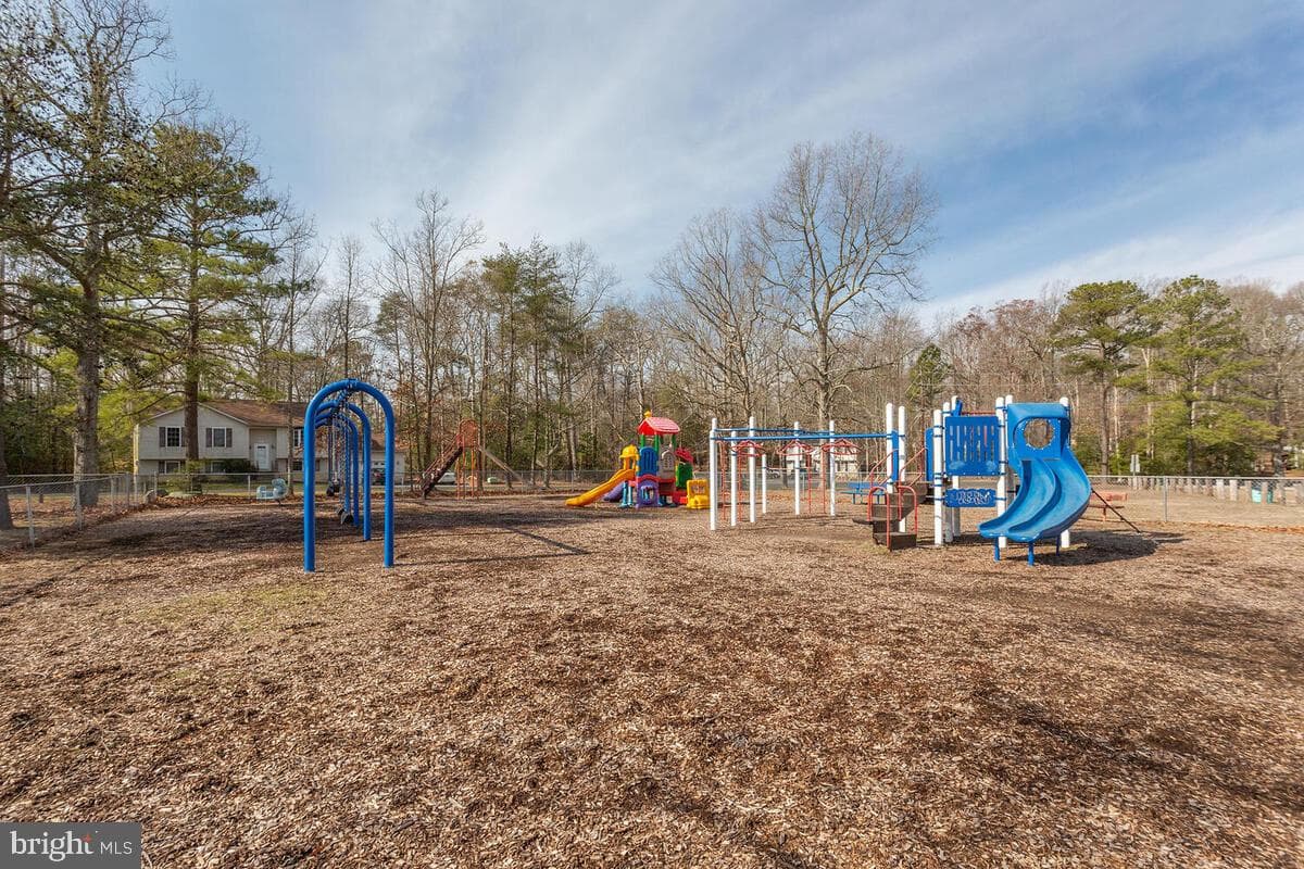 724 Spruce Drive photo 29