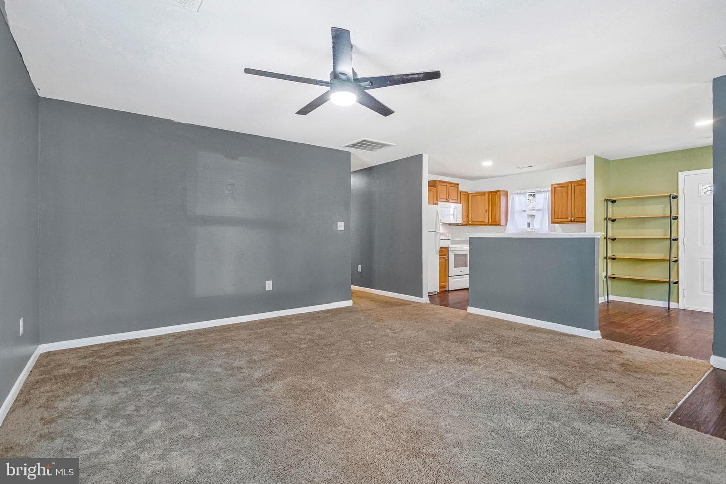 724 Spruce Drive photo 9