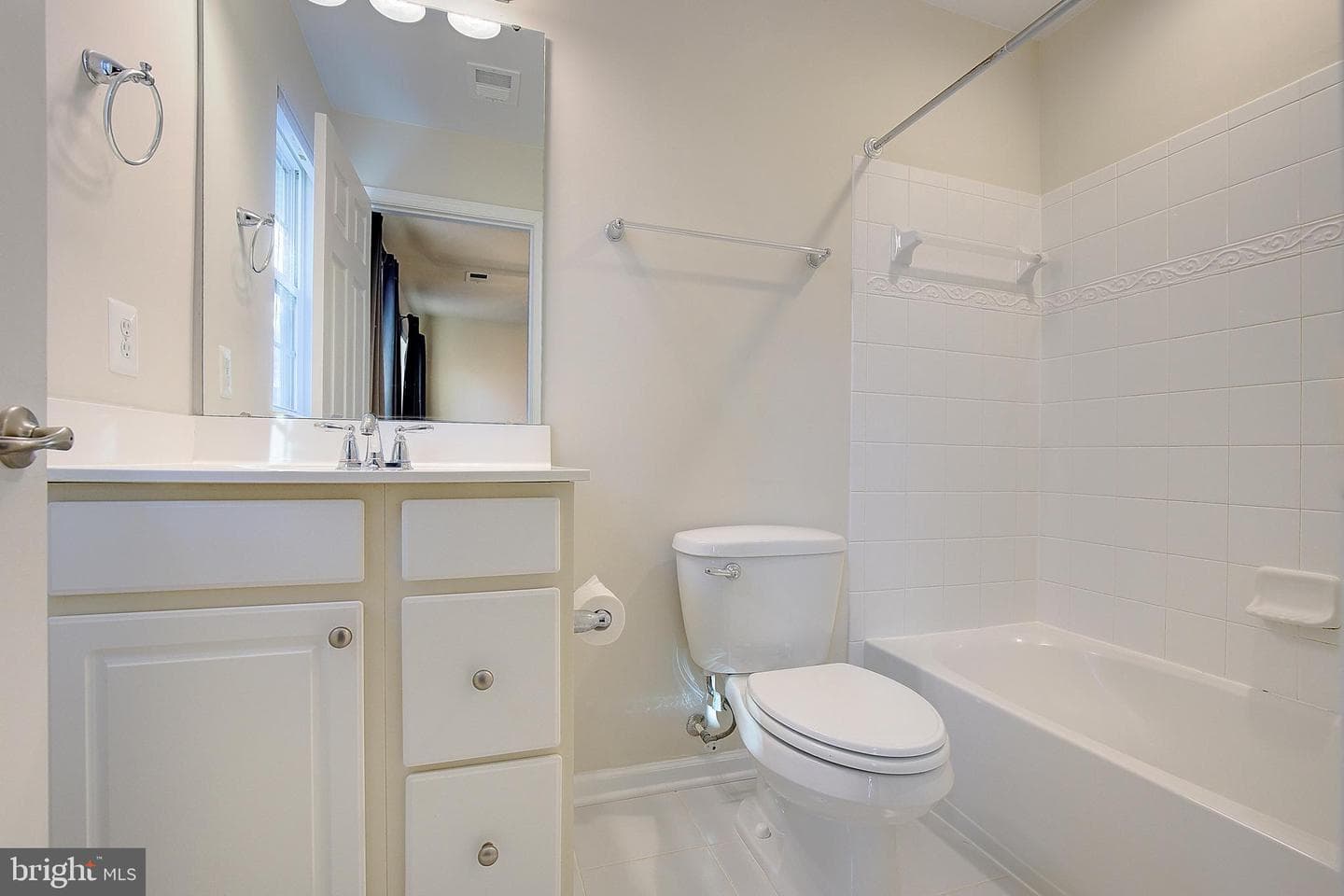 8410 Clear Spring Drive #1 photo 26