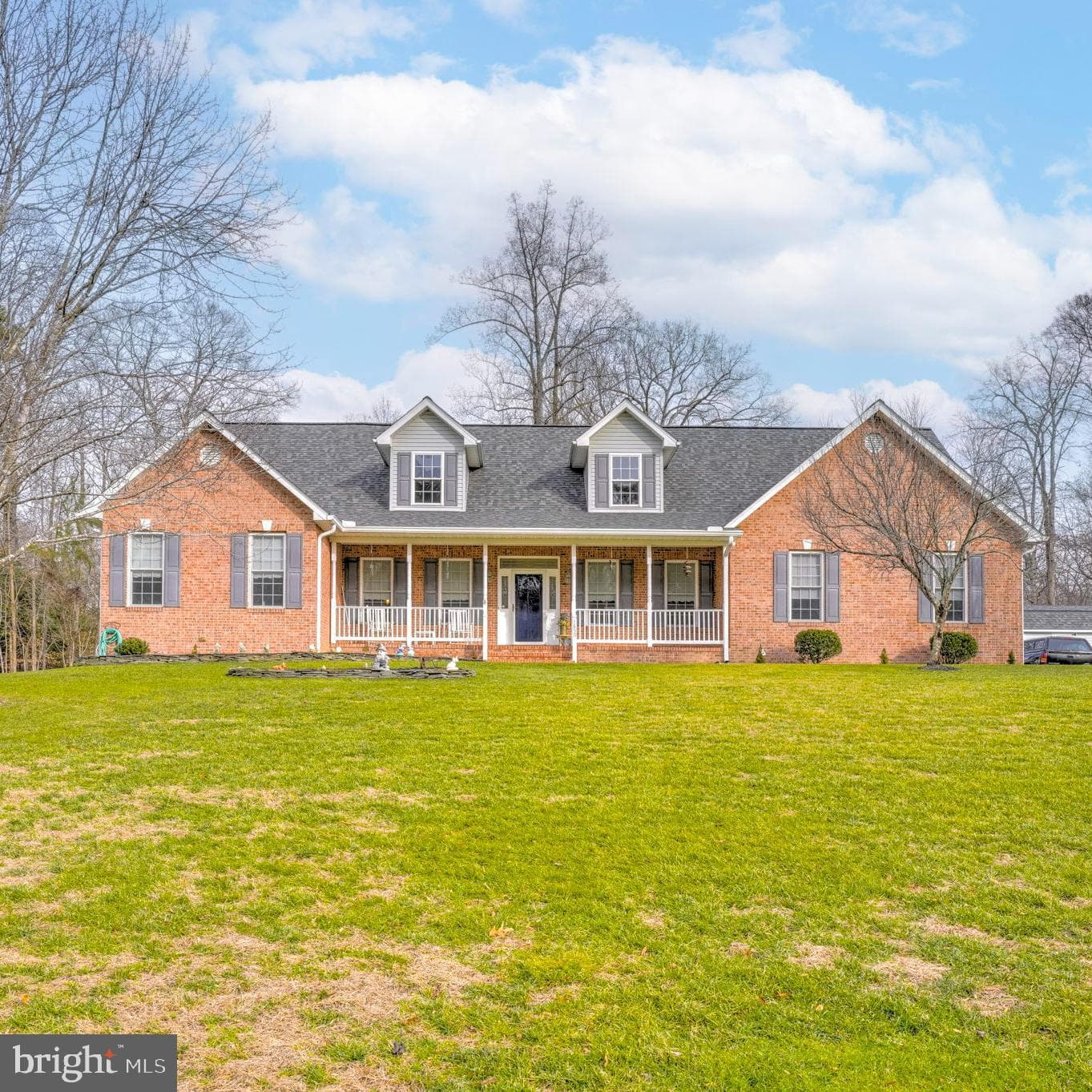 1850 Robin Court