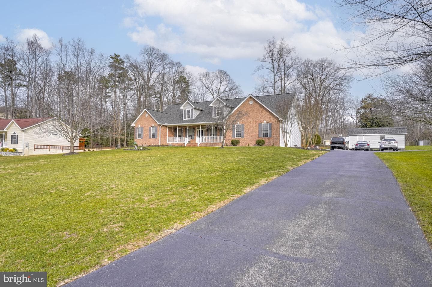 1850 Robin Court photo 2