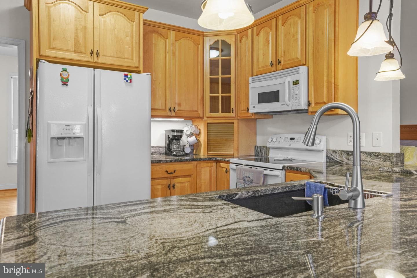 1850 Robin Court photo 7