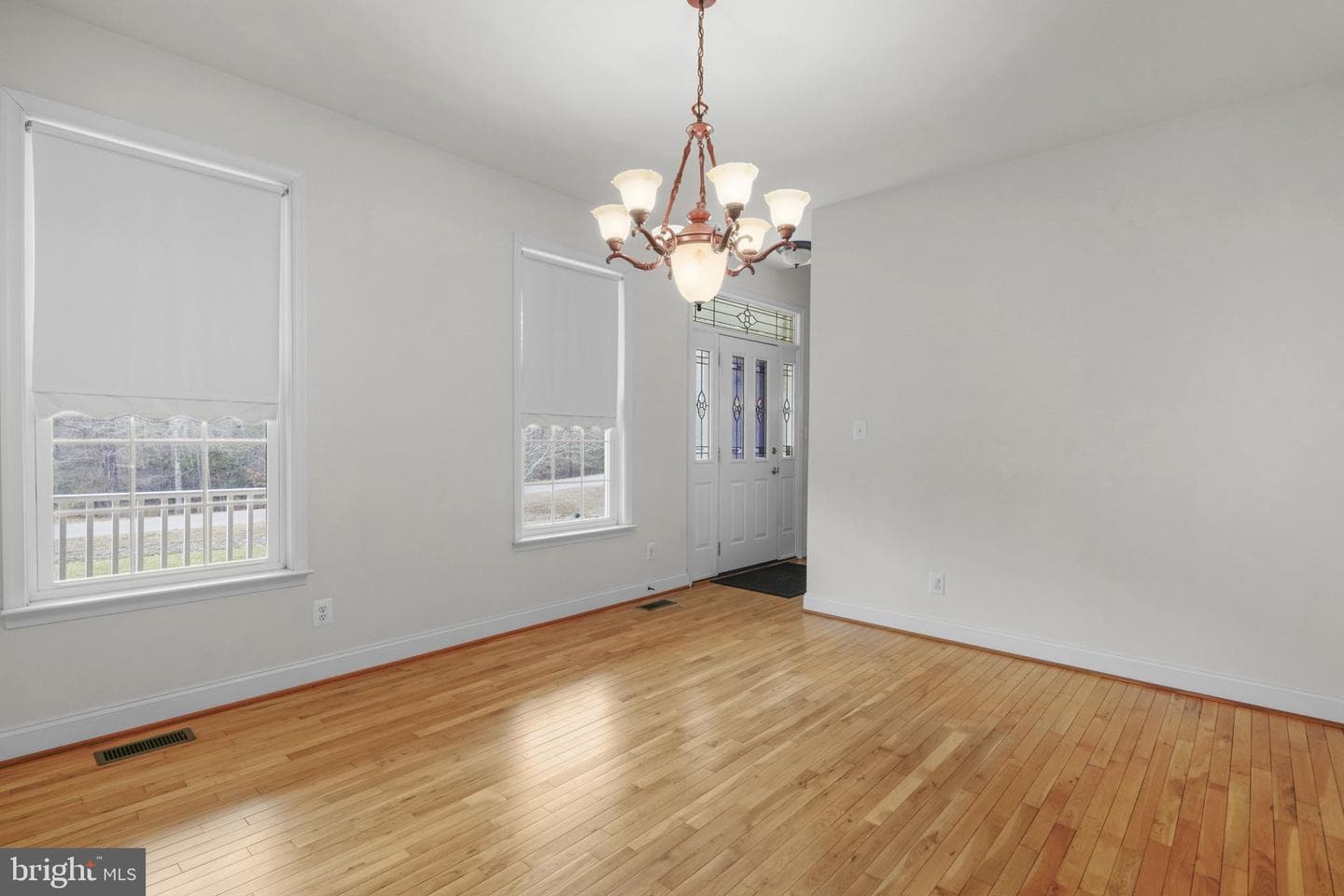 1850 Robin Court photo 9