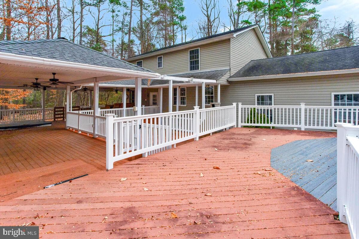2775 Scientists Cliffs Road photo 42