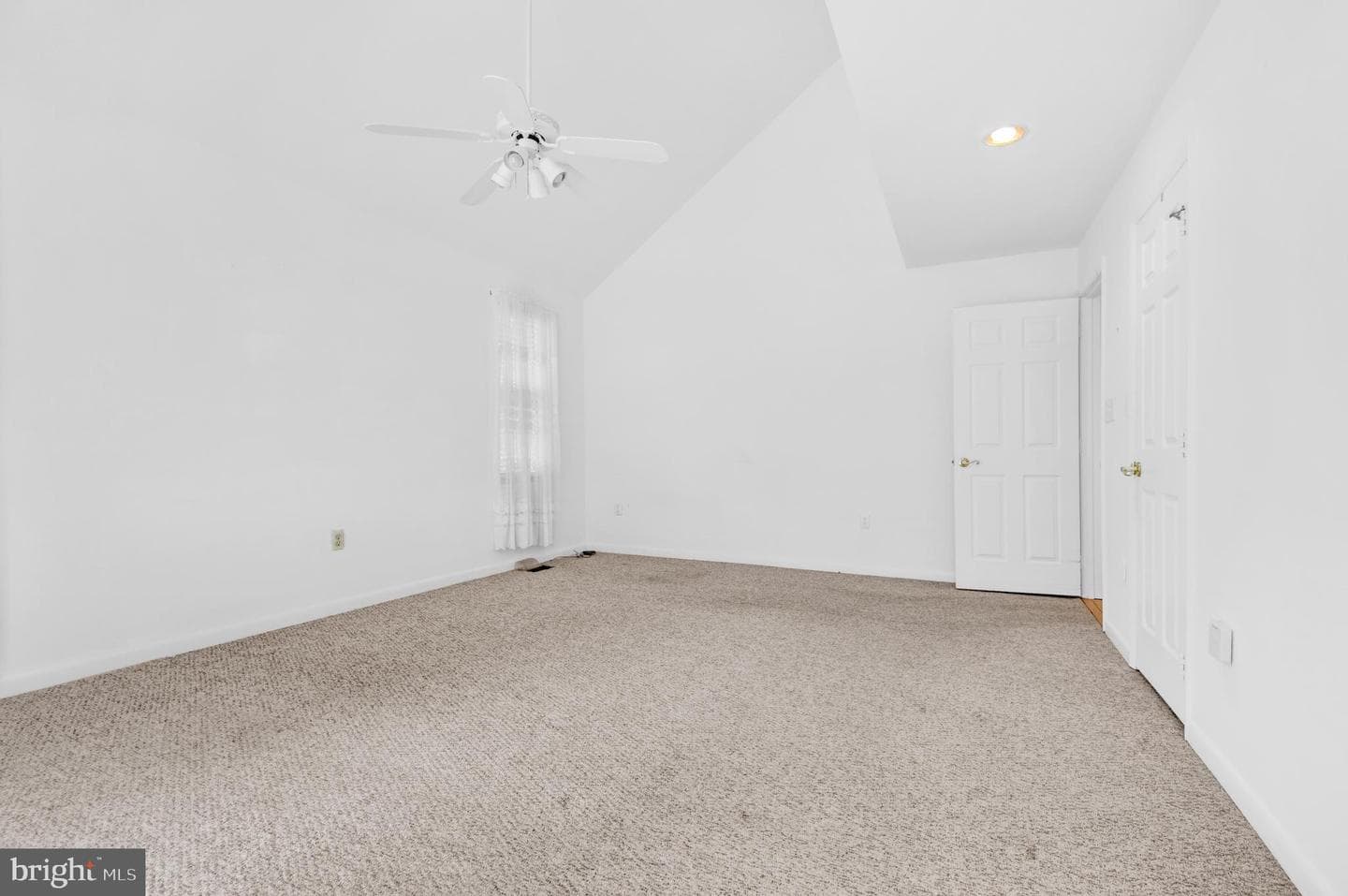 1444 Gregg Drive photo 8