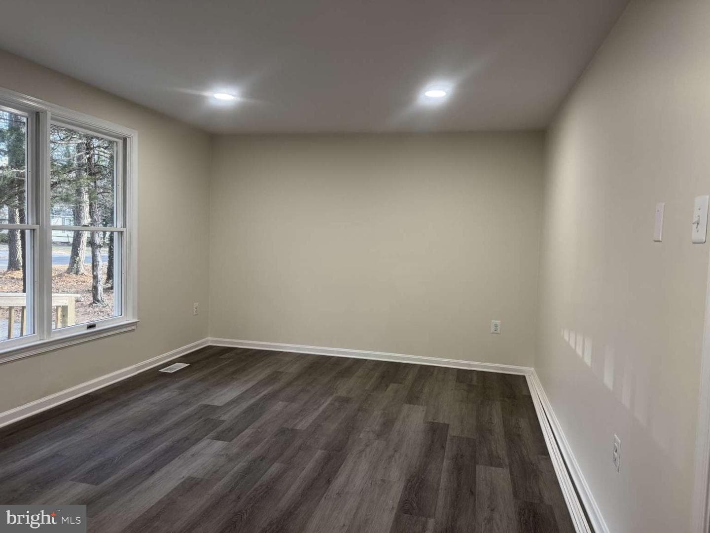 905 Crystal Rock Road photo 5