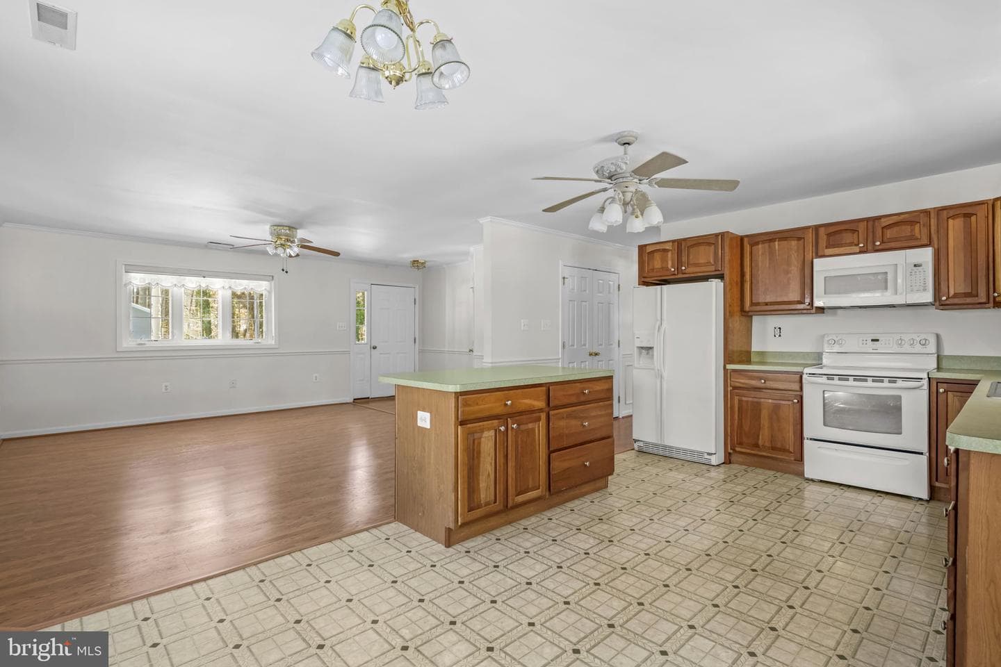 238 Leason Cove Drive photo 12