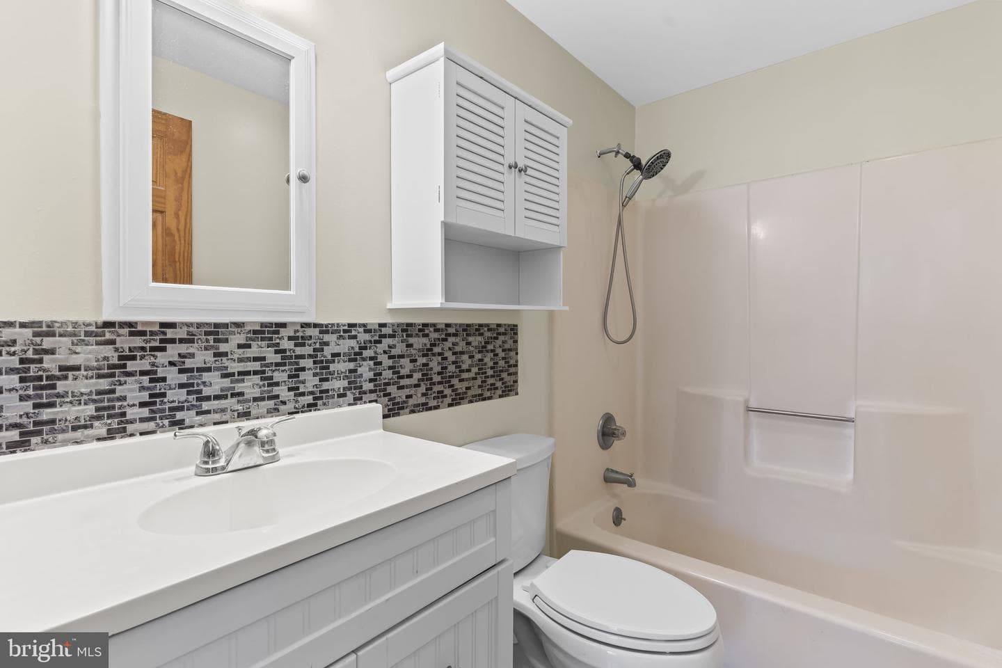 532 Shortbow Trail photo 17