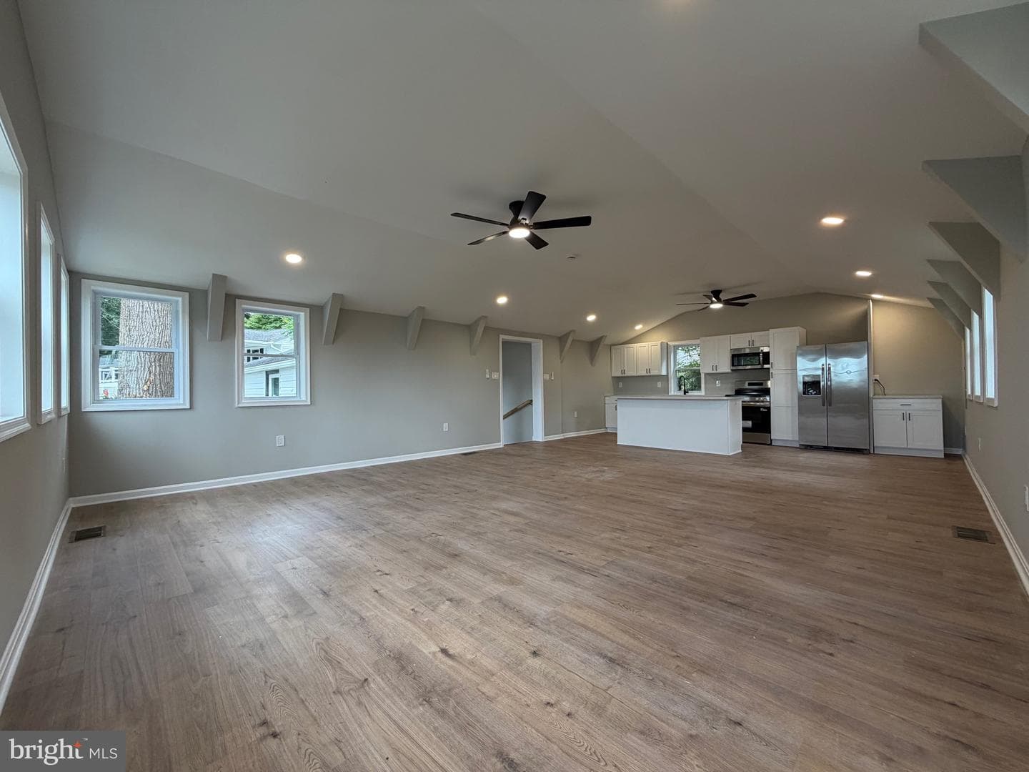 6045 Bayview Road photo 14
