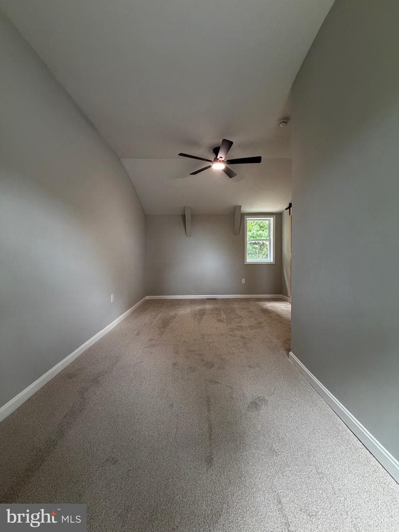 6045 Bayview Road photo 23