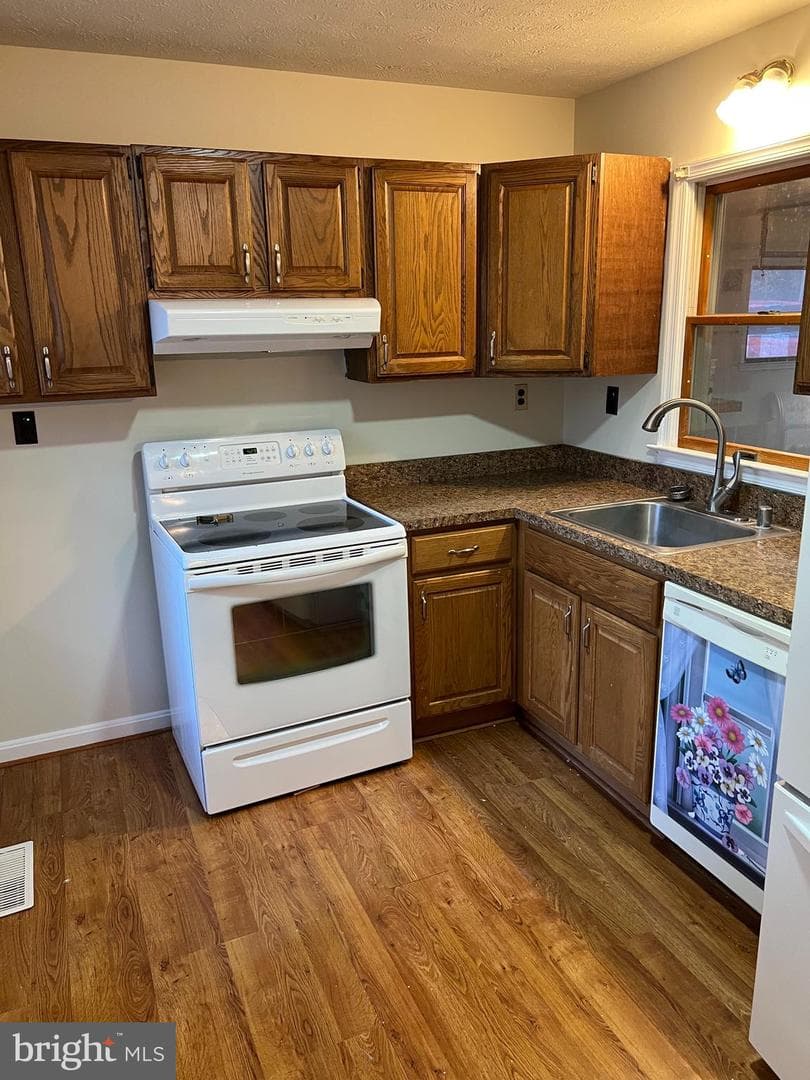 13195 Woodbank Road photo 15