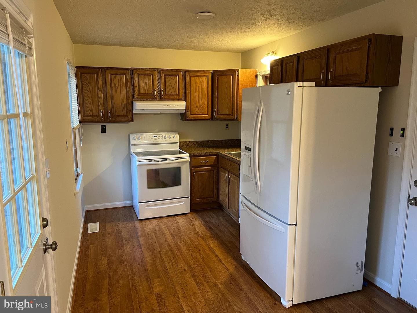 13195 Woodbank Road photo 16