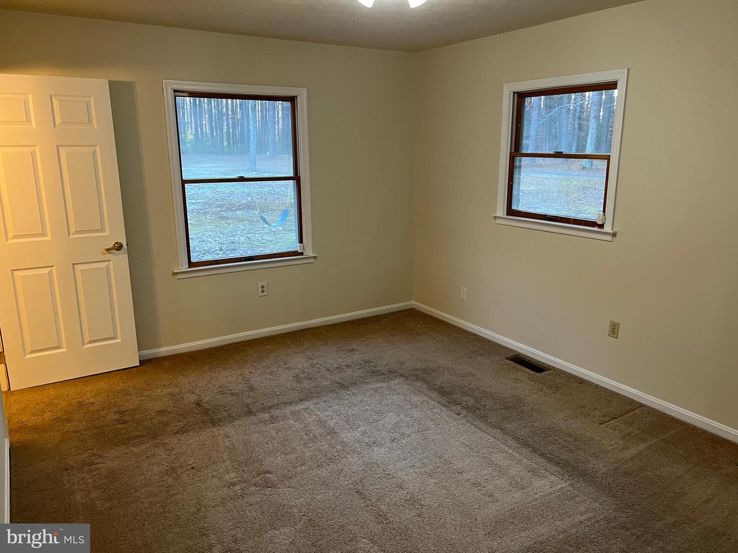 13195 Woodbank Road photo 20