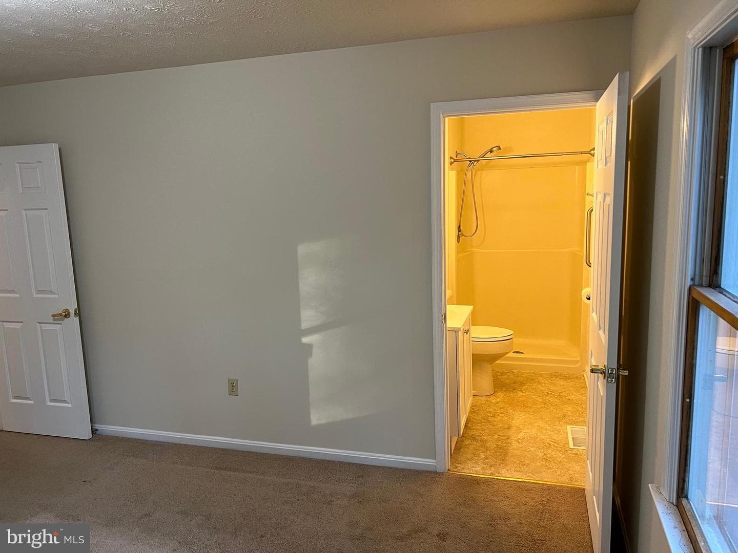 13195 Woodbank Road photo 21