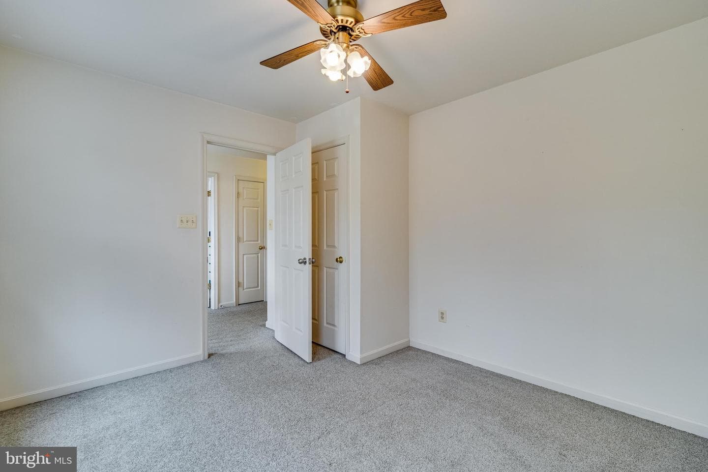 933 Morello Way photo 40