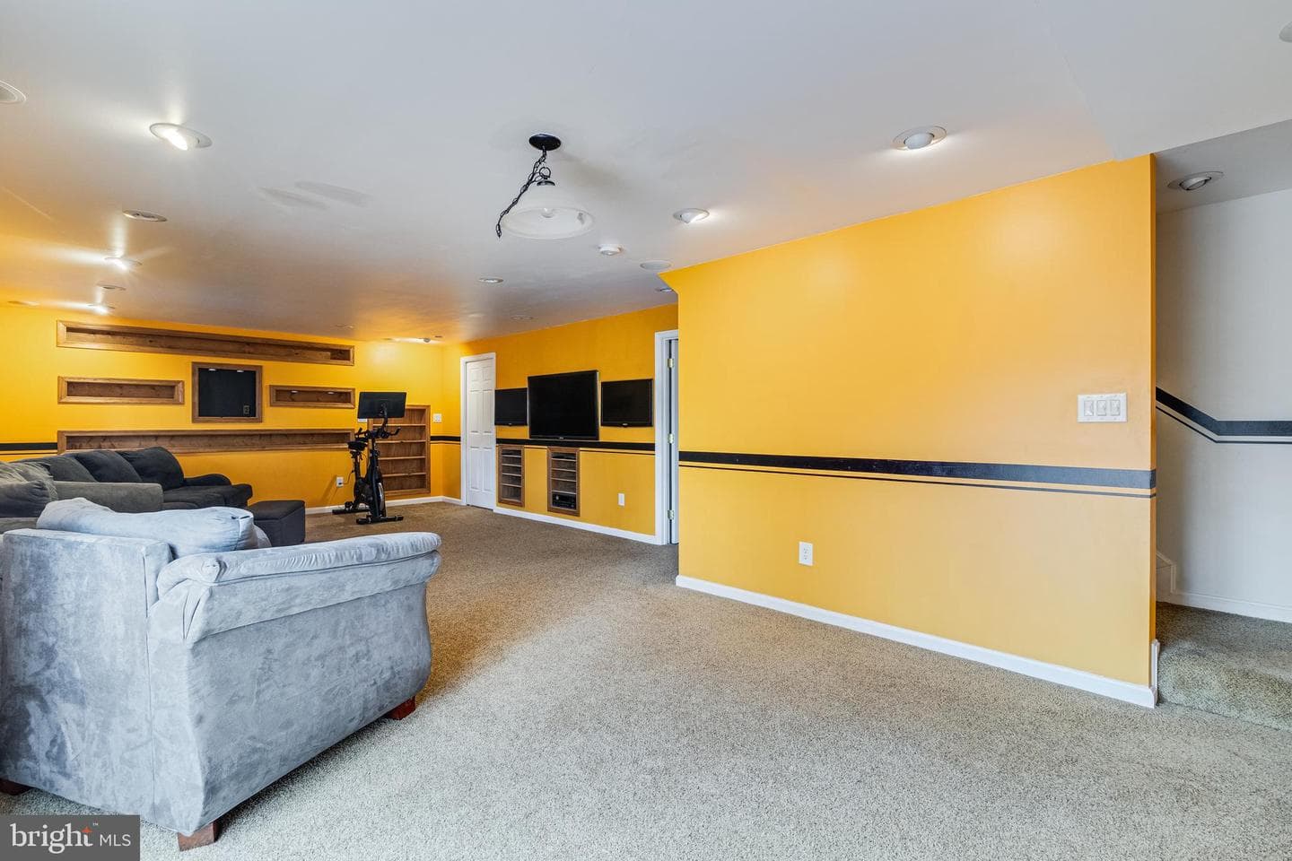 933 Morello Way photo 41