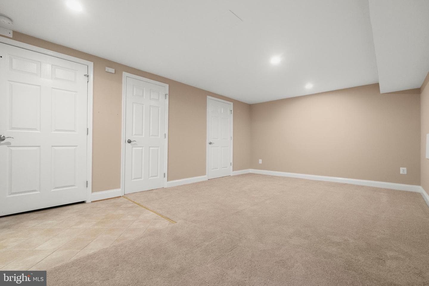 8229 Bayside Road photo 29