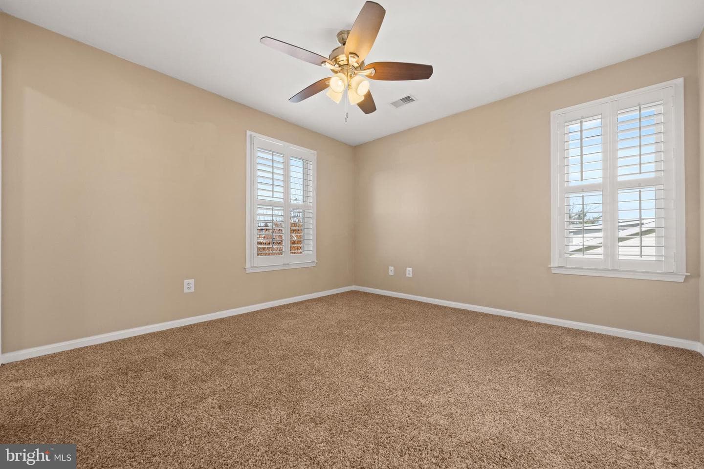 8229 Bayside Road photo 32