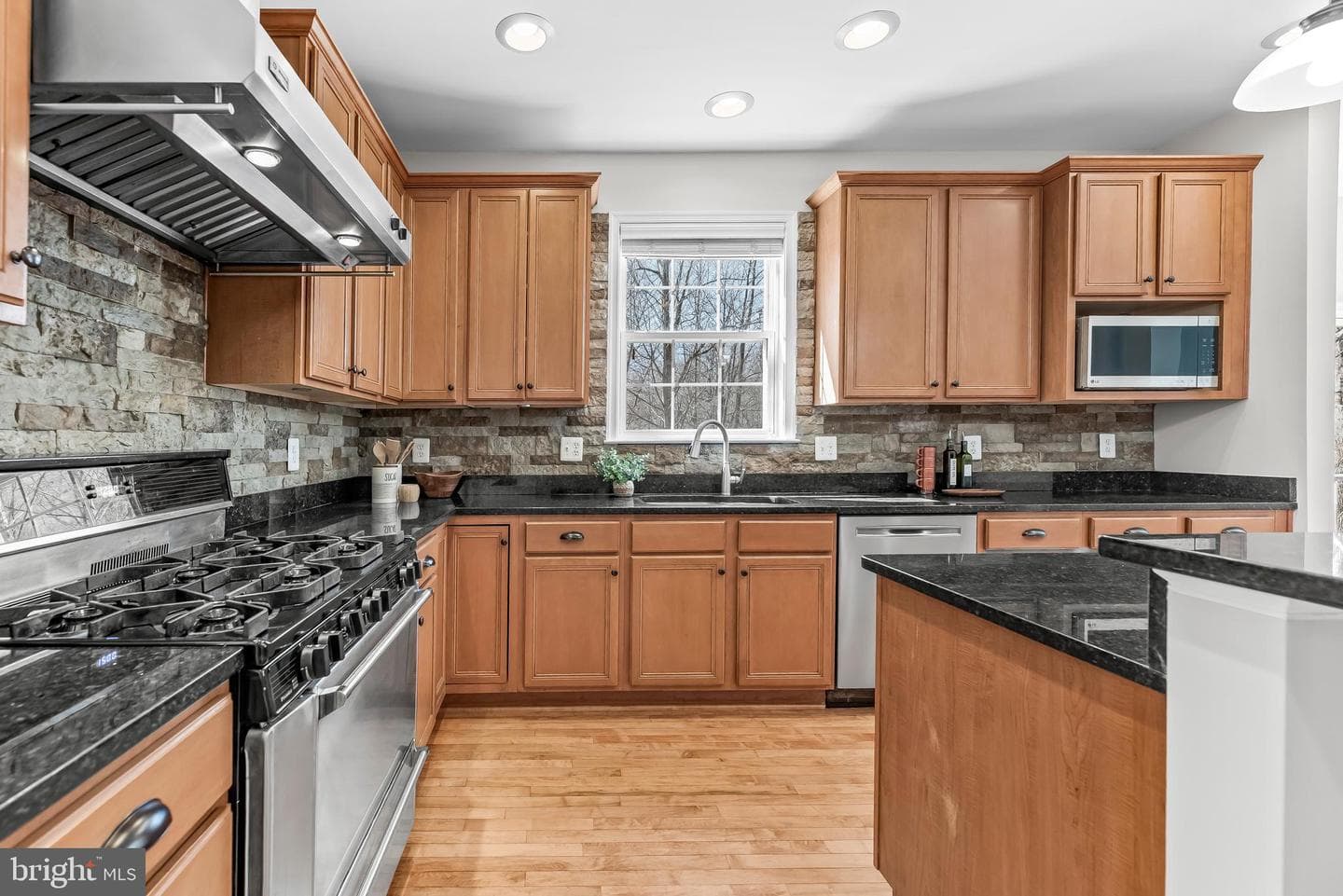 3605 Samanthas Way photo 11
