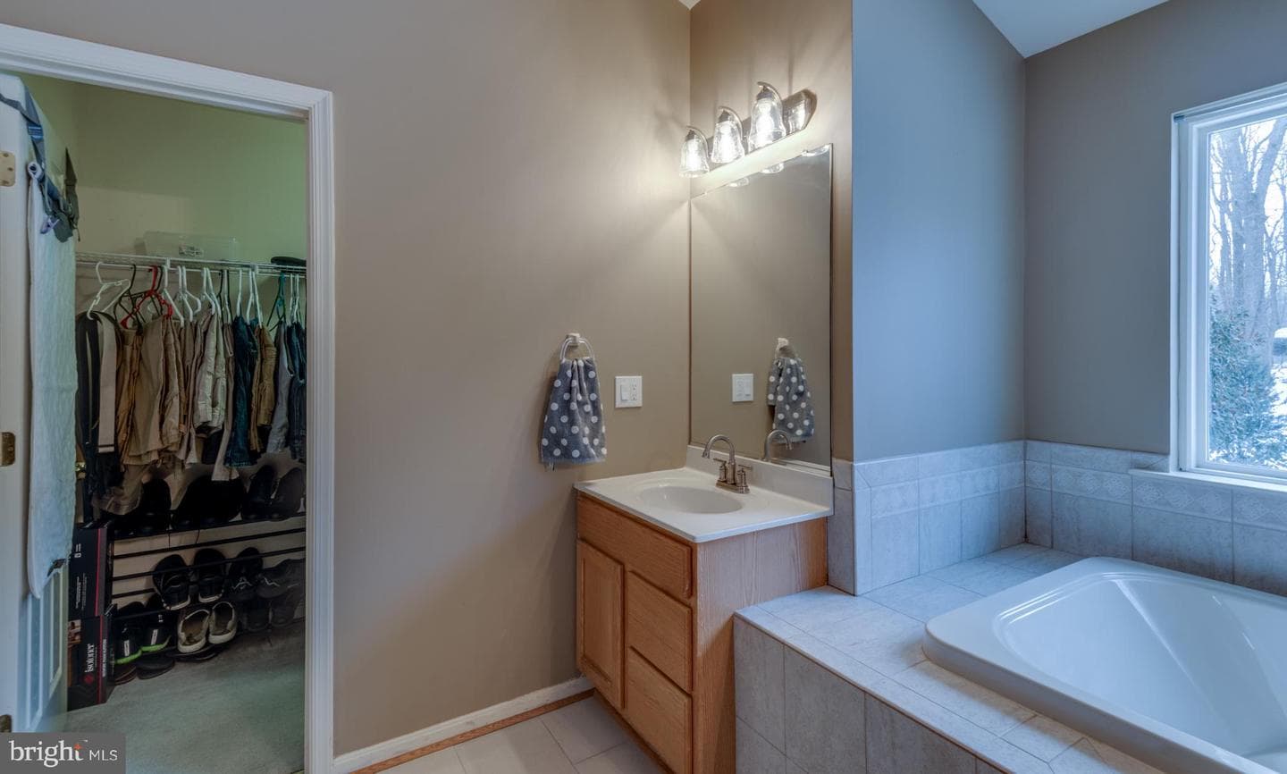 9254 Blue Sky Court photo 28