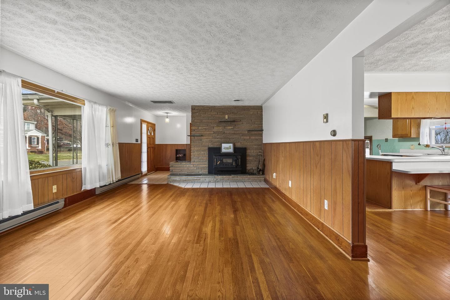 8401 F Street photo 12
