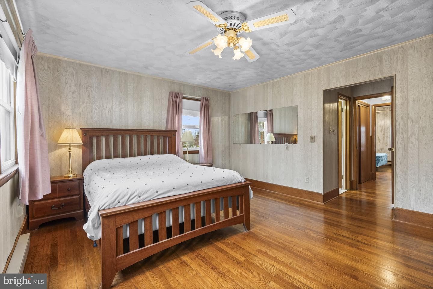 8401 F Street photo 21