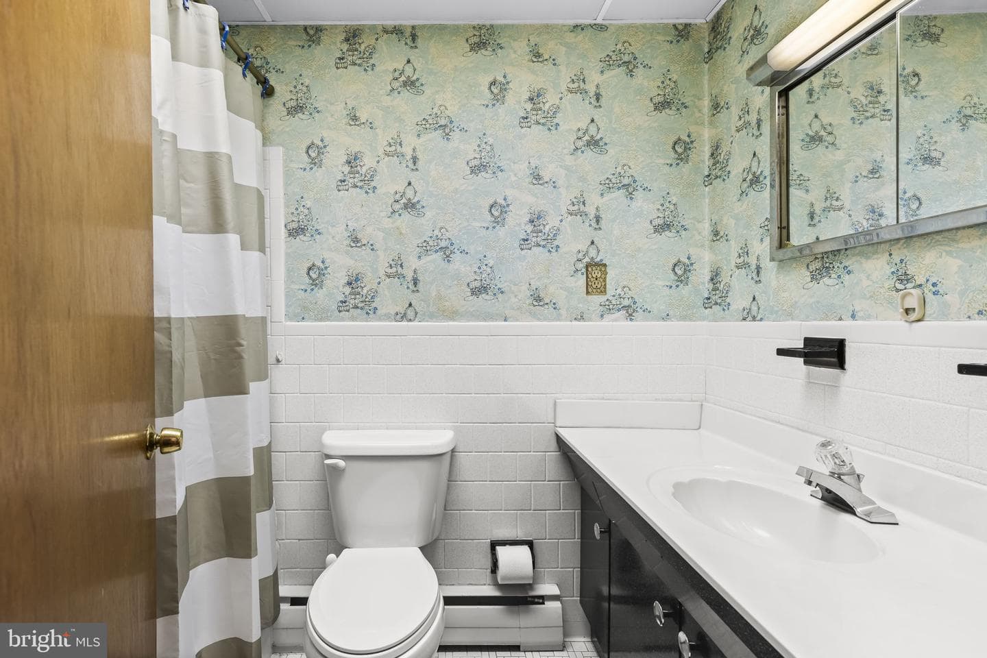 8401 F Street photo 29