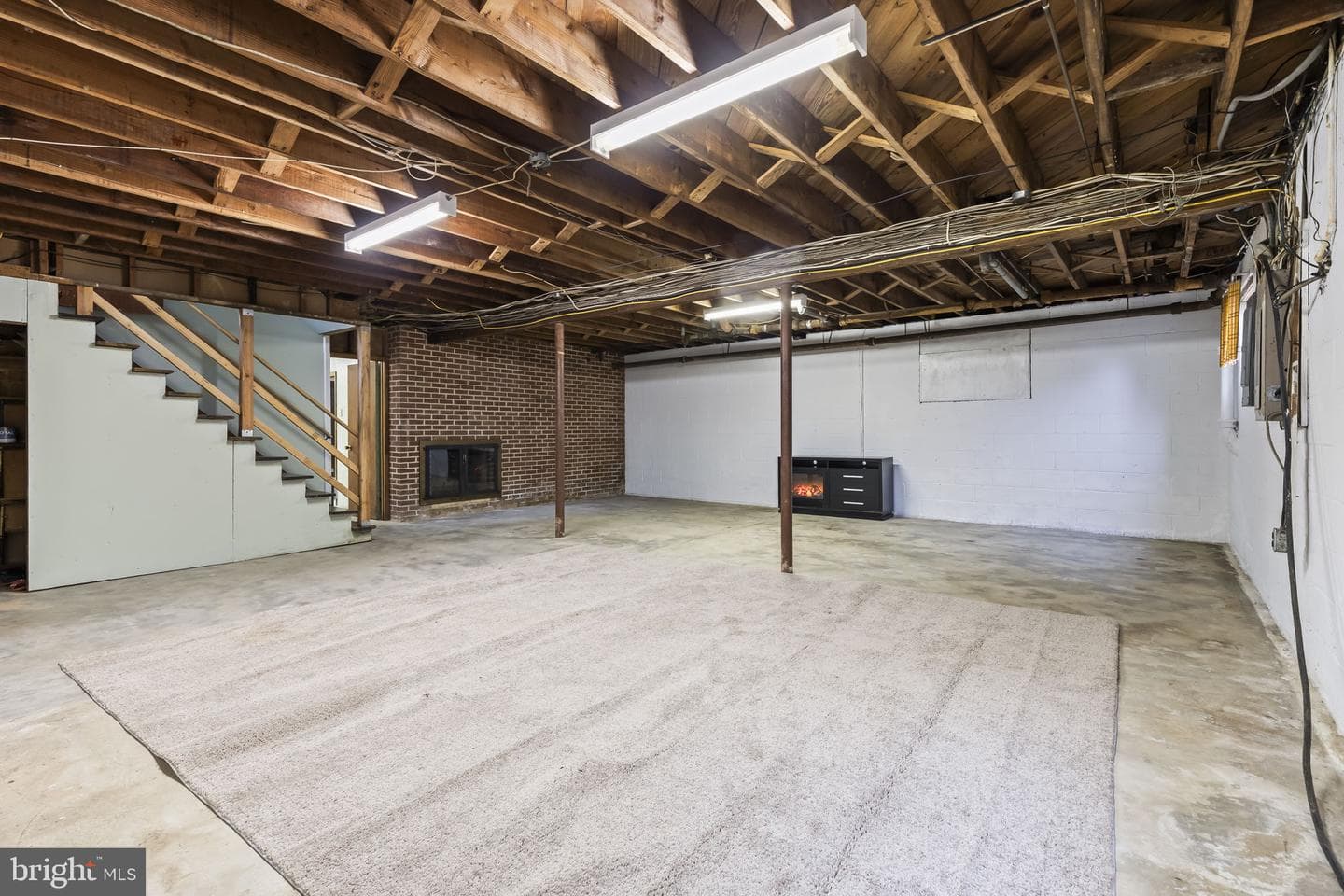 8401 F Street photo 6