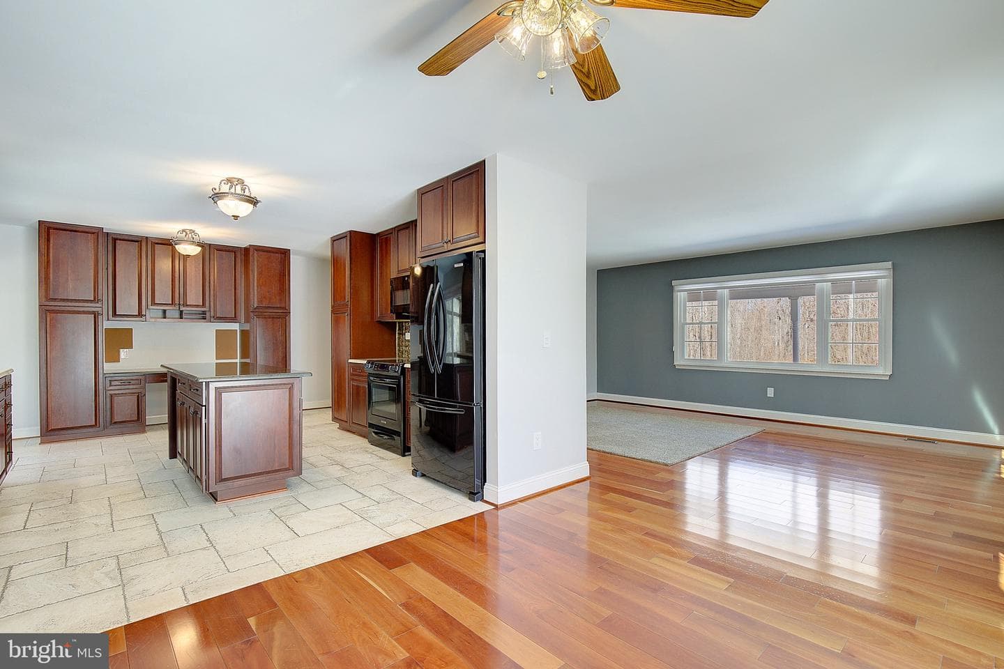1225 Lake Ridge Drive photo 12