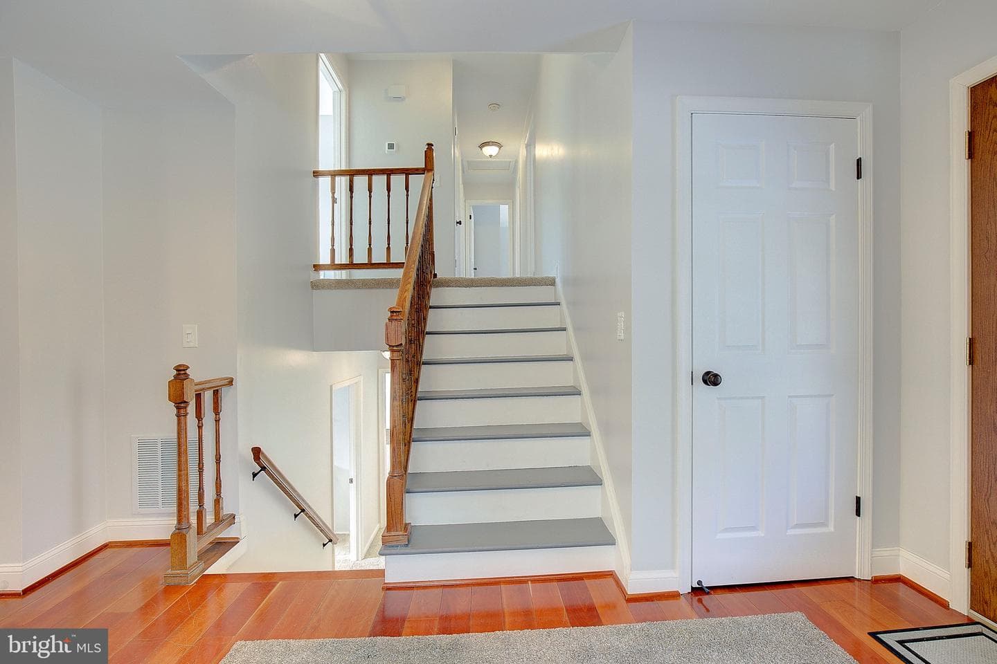 1225 Lake Ridge Drive photo 4