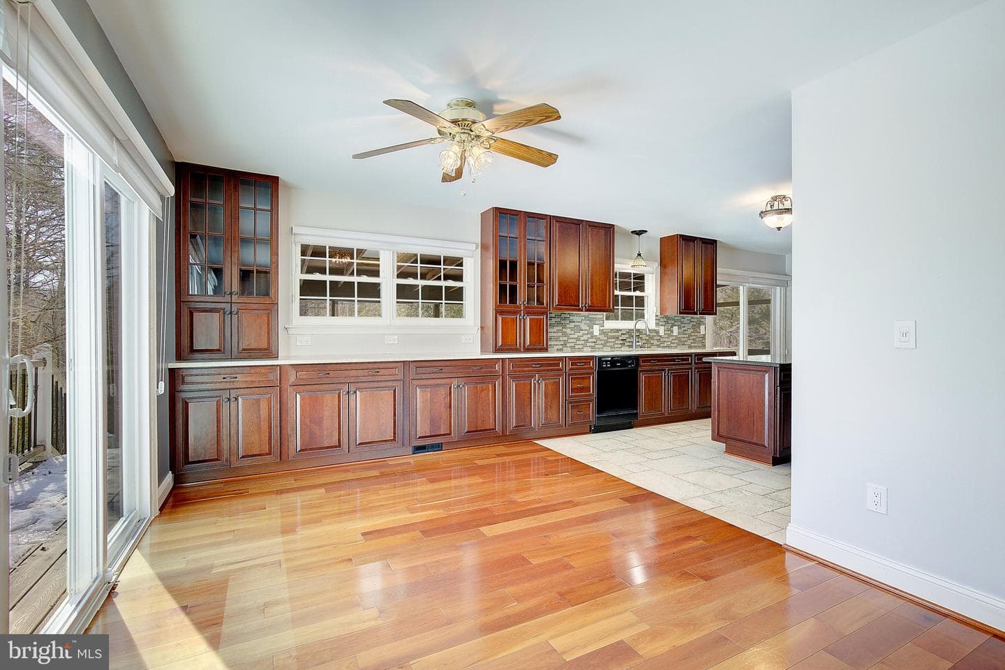 1225 Lake Ridge Drive photo 9