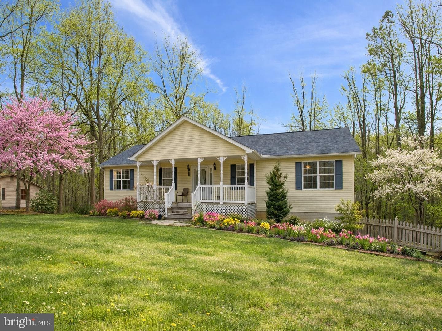 3260 Howard Drive photo 2